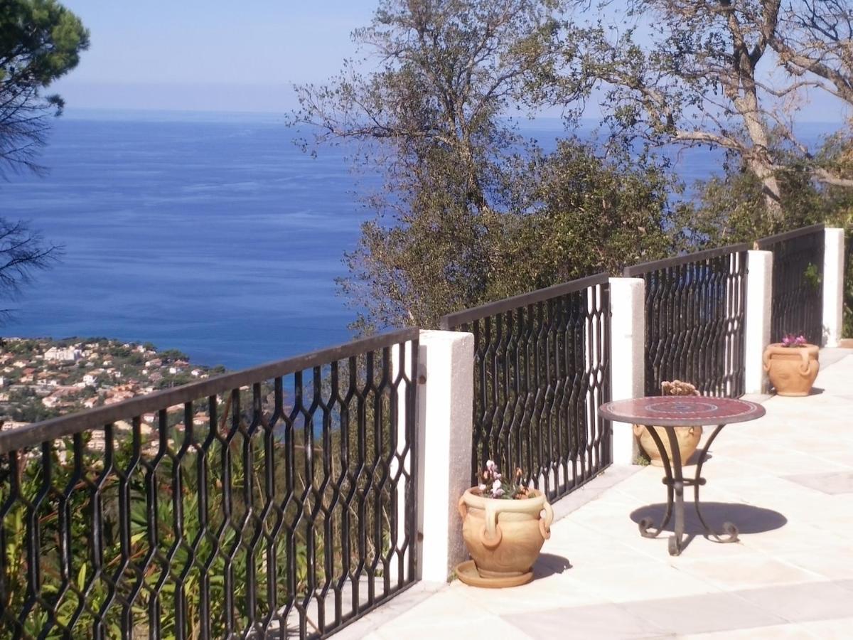 تْشيفالو Incantevole Villa Con Vista Mozzafiato المظهر الخارجي الصورة